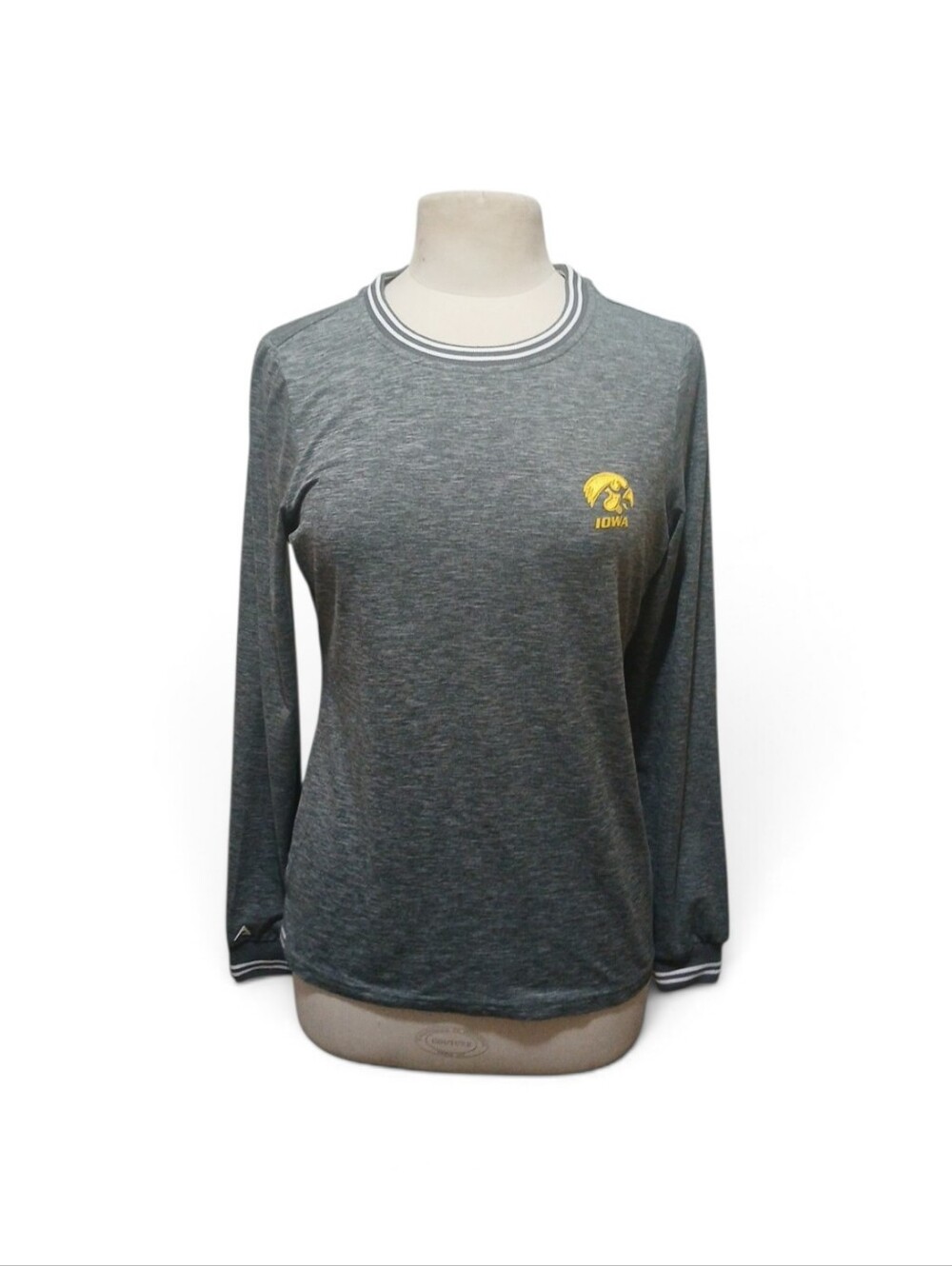 Antigua Iowa Hawkeyes Top